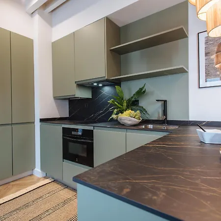 R26 Apartment *
