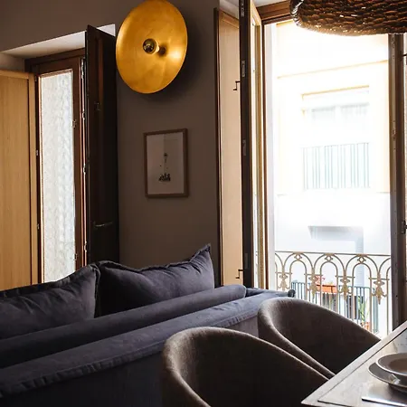 R26 Apartment *